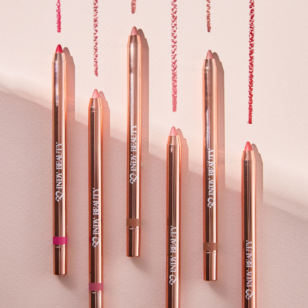 Popolno oblikovane ustnice: Moč črtala za brezhibno definicijo