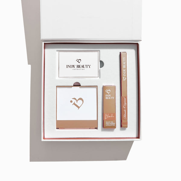 Lip Kit Blondie