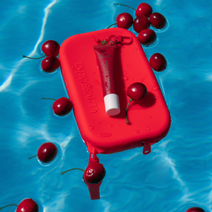Cosmetic case Ruby