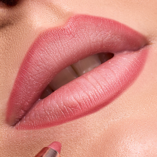 Črtalo za ustnice Charming Rose